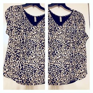 Leopard Print Casual Shirt with front simi-pocket